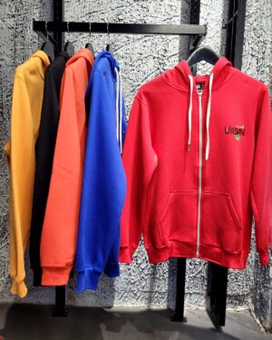 Campera Clásica Estampada Capucha Hombre
