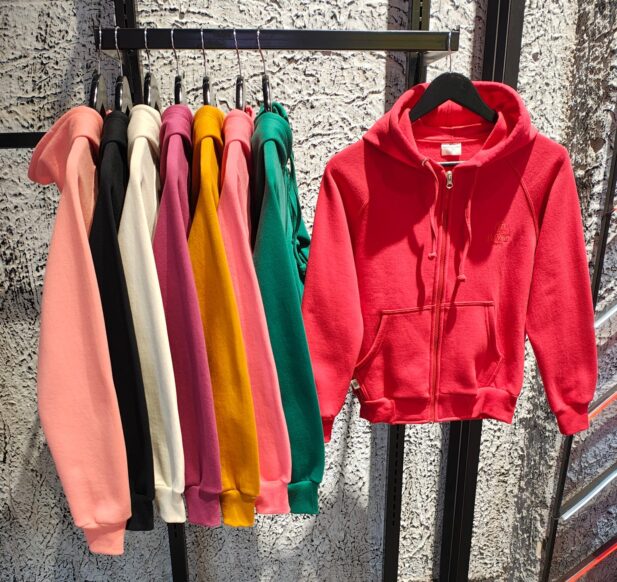 CAMPERA LISA DE DAMA FRIZADA